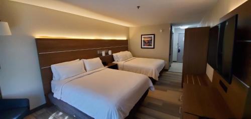 holiday inn express hotel and suites kinston by ihg