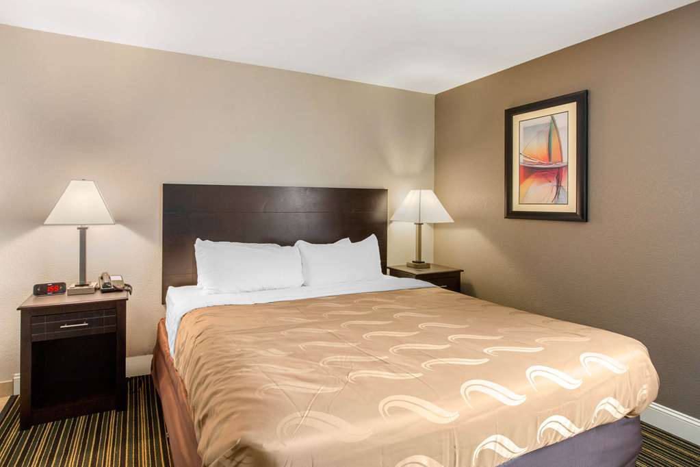 quality inn and suites port arthur nederland