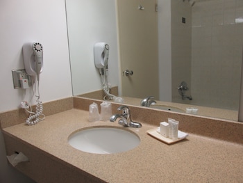 fredericton inn