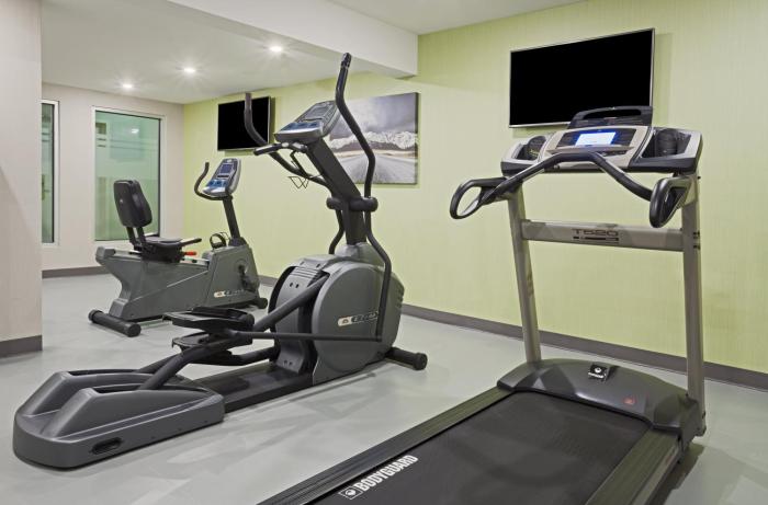 holiday inn express and suites fredericton by ihg
