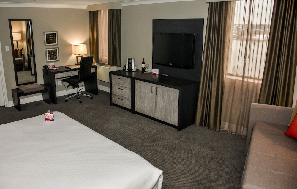 crowne plaza fredericton lord beaverbrook by ihg