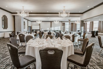 crowne plaza fredericton lord beaverbrook by ihg