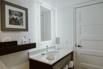 crowne plaza fredericton lord beaverbrook by ihg