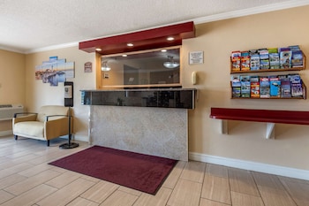 Quality Inn,In Sanford,3 star