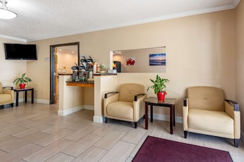 Quality Inn,In Sanford,3 star