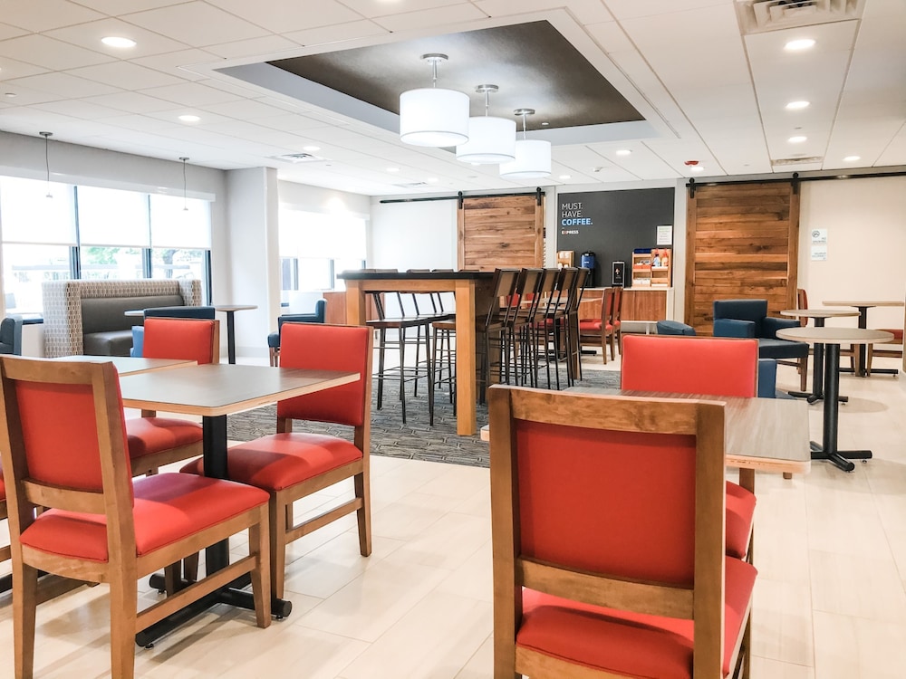 holiday inn express statesboro by ihg