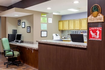 Super 8 By Wyndham Adrian,Blissfield>>Adrian,2 star