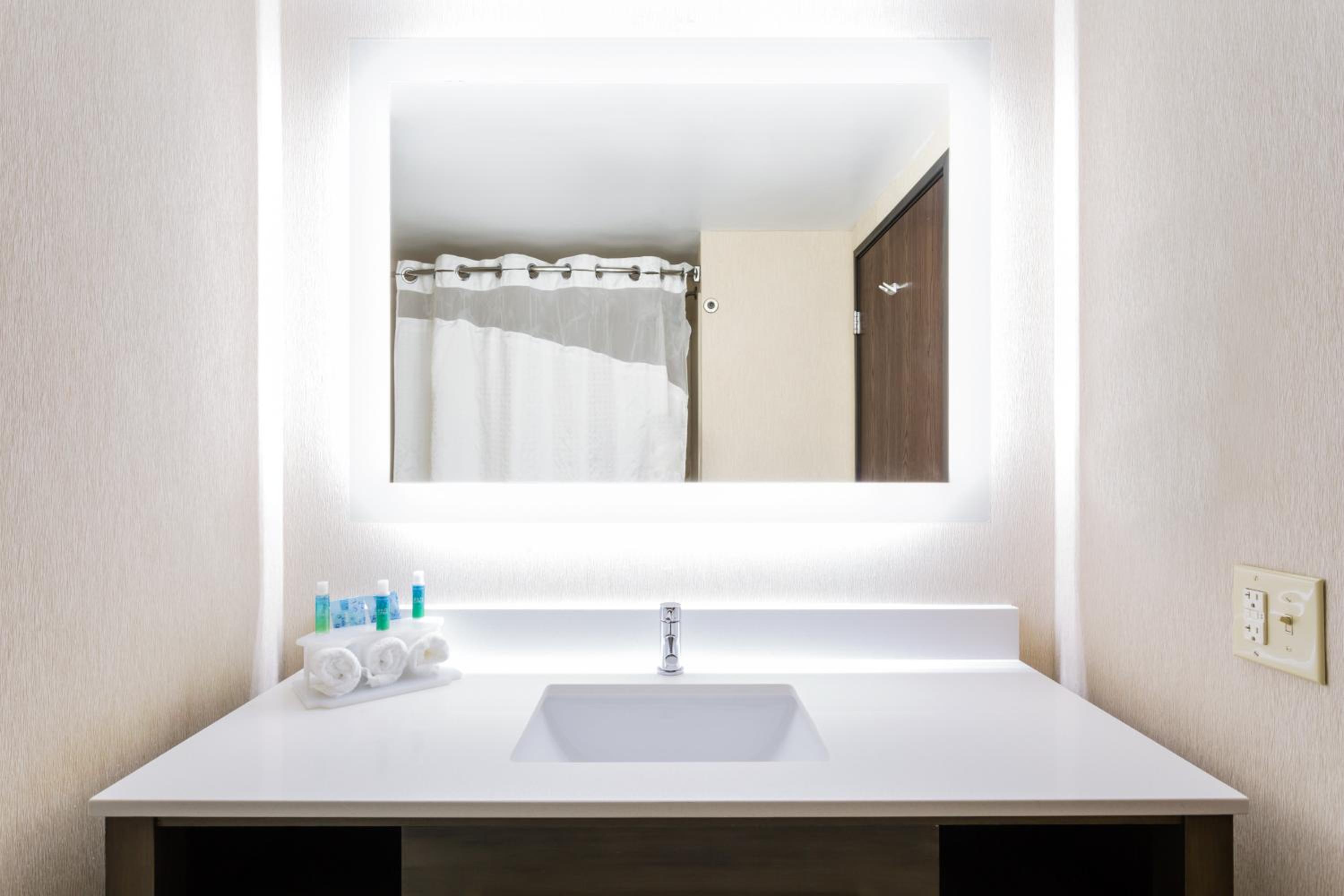 holiday inn express princeton by ihg