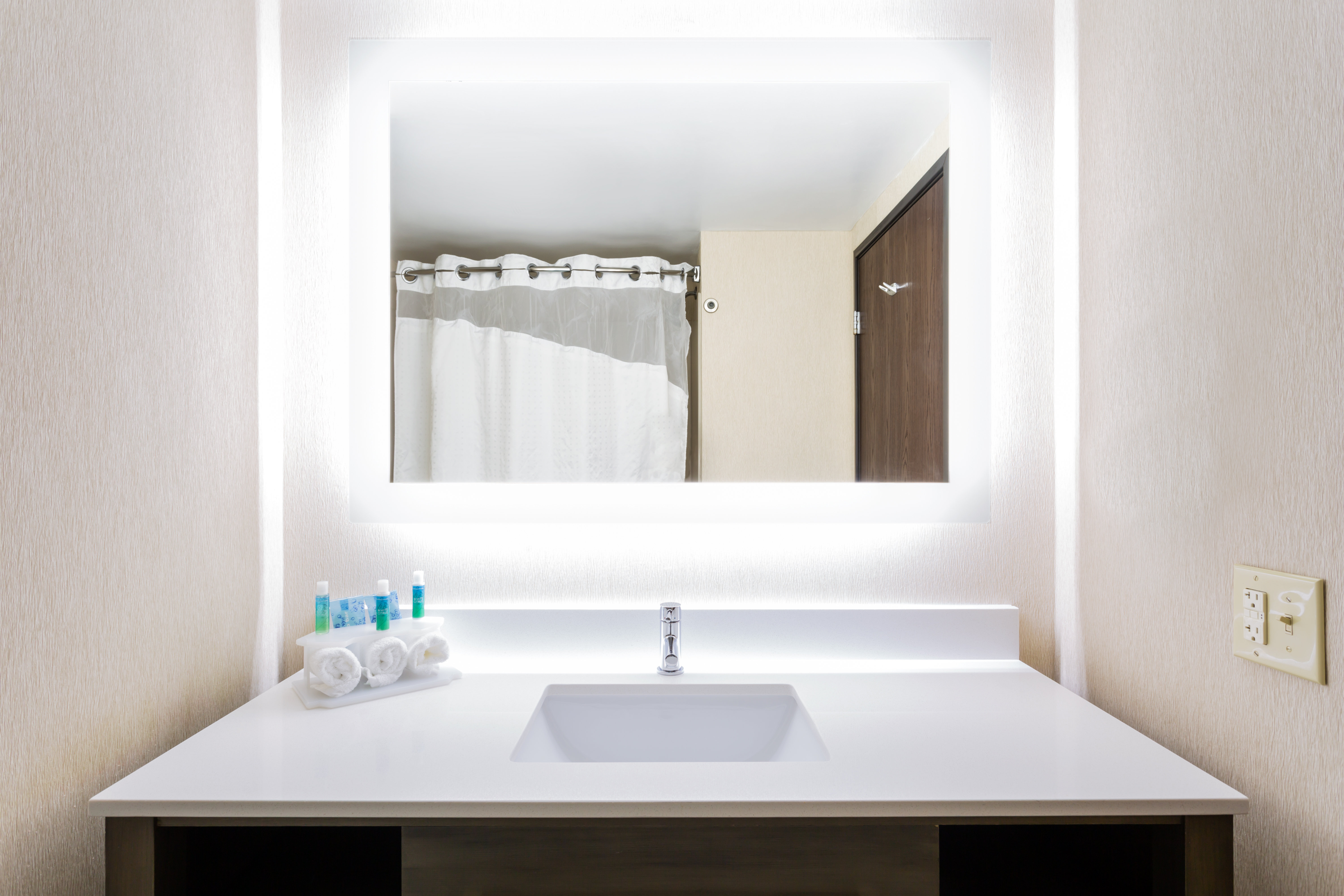 holiday inn express princeton by ihg