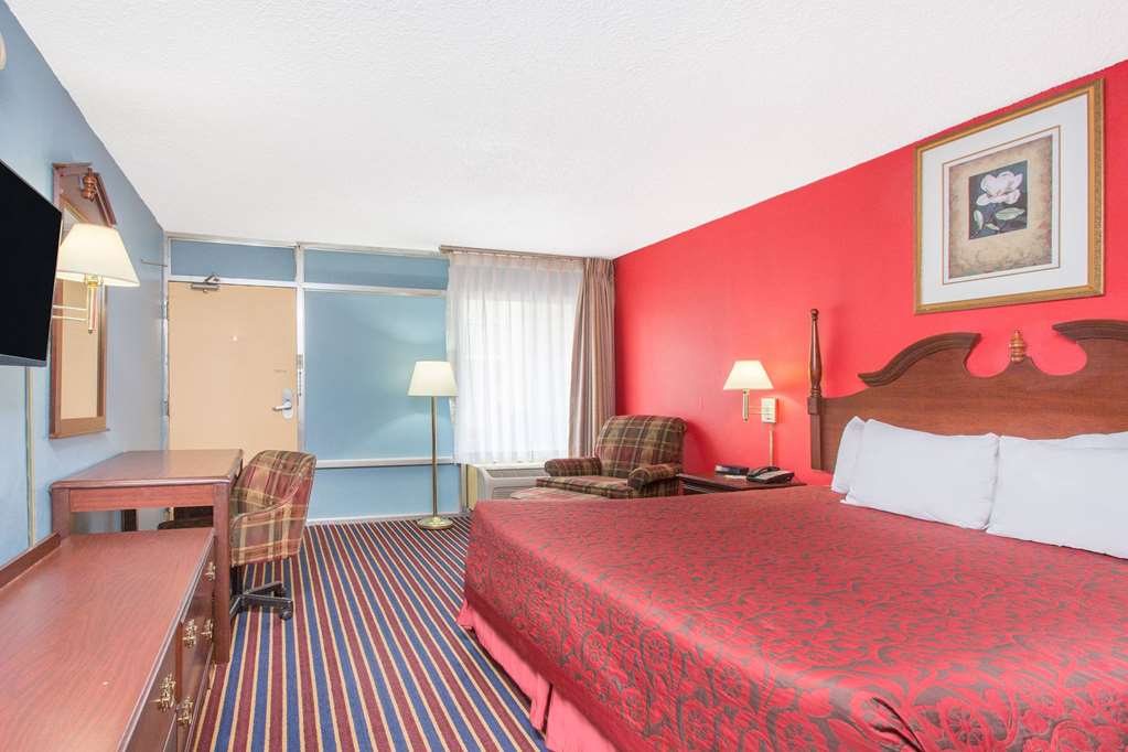 days inn by wyndham albany