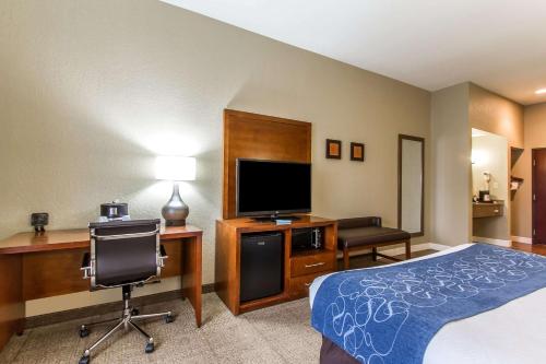 comfort suites mattoon