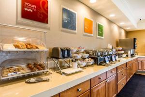 comfort suites mattoon