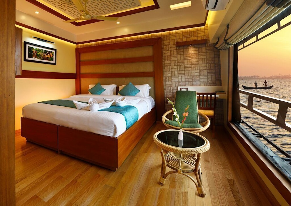 tulsi kayal retreat