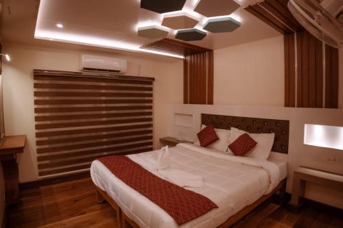 tulsi kayal retreat