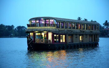 tulsi kayal retreat