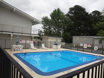 americas best value inn goldsboro