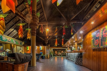 the rarotongan beach resort and lagoonarium
