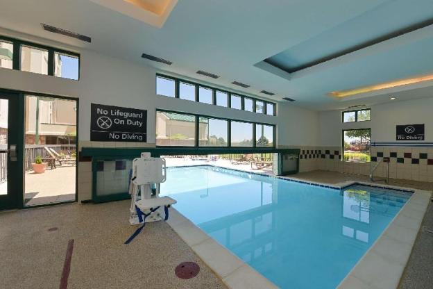 hampton inn and suites pueblo southgate