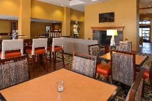 hampton inn and suites pueblo southgate