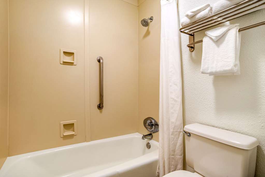 clarion inn and conference center