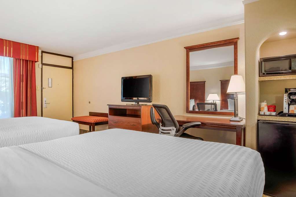 clarion inn and conference center