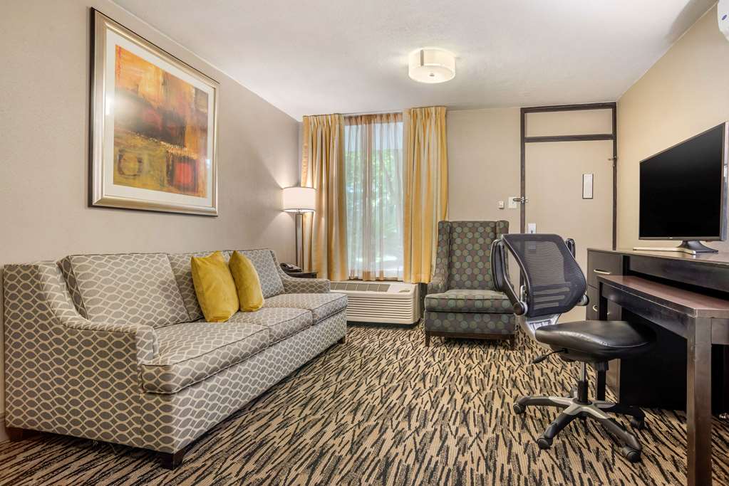 clarion inn and conference center
