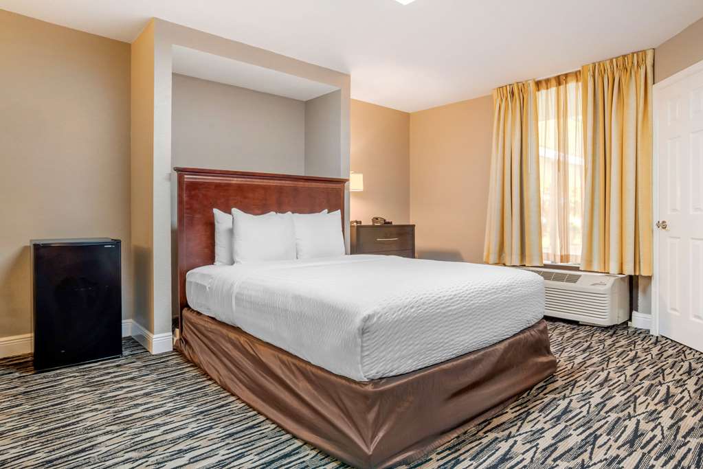 clarion inn and conference center