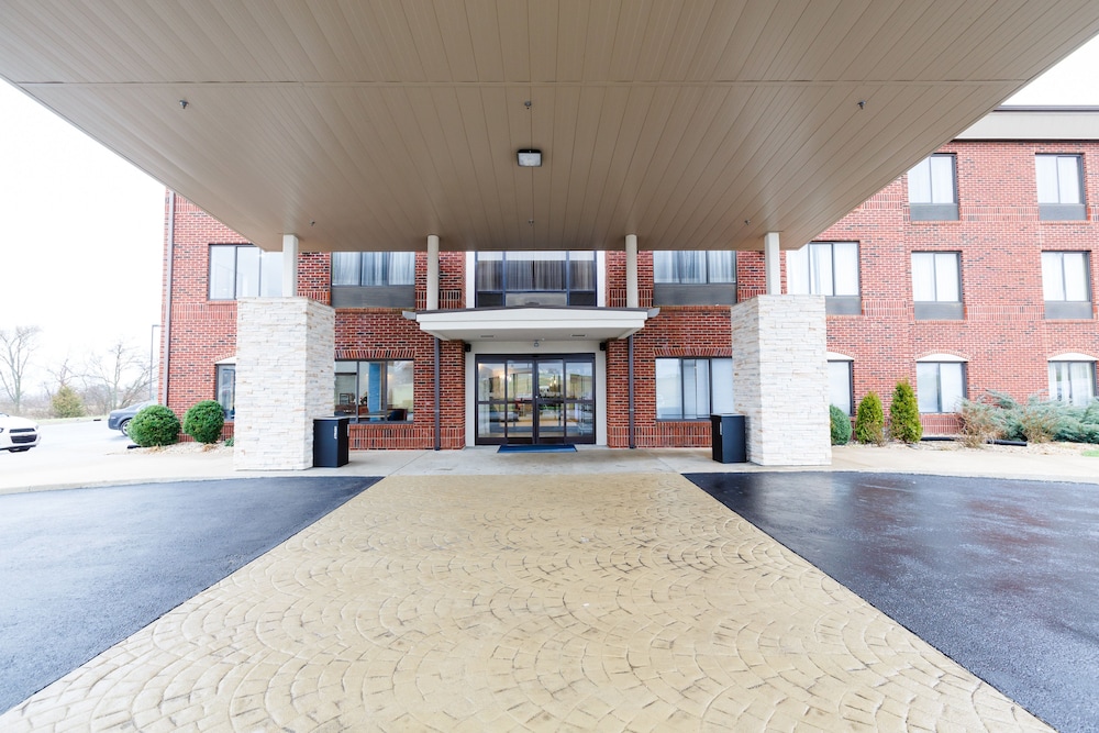 holiday inn express and suites shelbyville by ihg