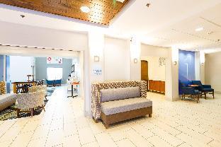 holiday inn express and suites shelbyville by ihg