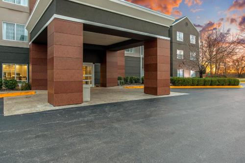 la quinta inn and suites by wyndham hopkinsville