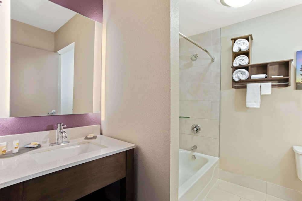 la quinta inn and suites by wyndham hopkinsville