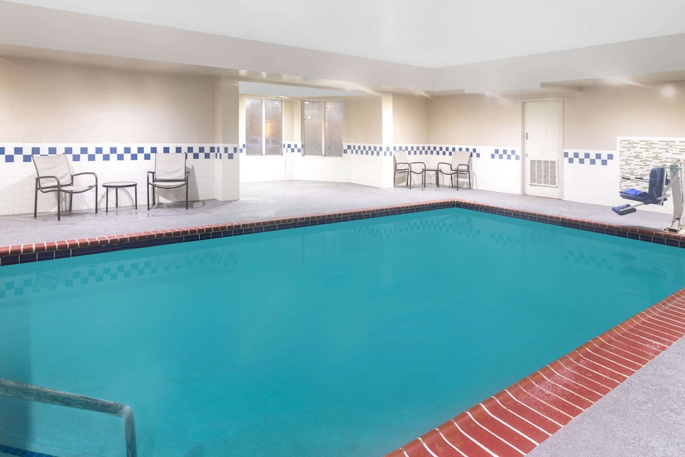 la quinta inn and suites by wyndham hopkinsville