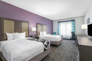 La Quinta Inn & Suites By Wyndham Hopkinsville,Hopkinsville>>Christian County,3 star