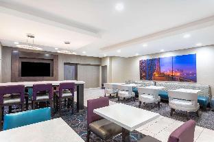 La Quinta Inn & Suites By Wyndham Hopkinsville,Hopkinsville>>Christian County,3 star