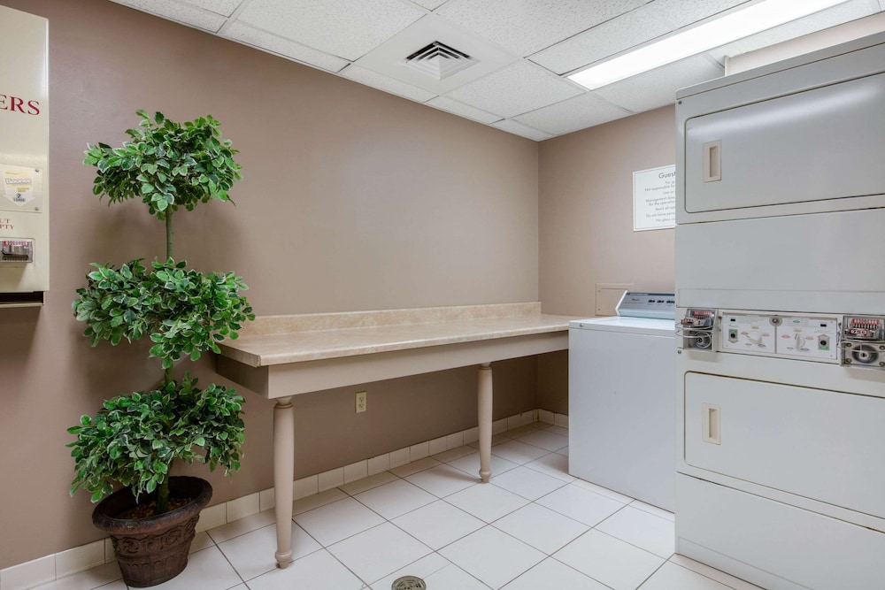 quality inn and suites benton draffenville