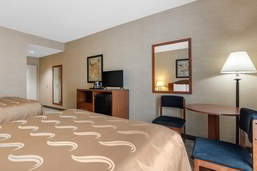 quality inn and suites benton draffenville