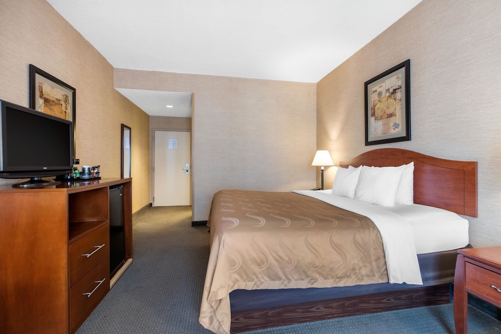 quality inn and suites benton draffenville