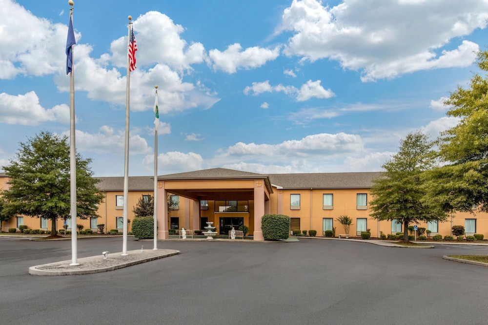 quality inn and suites benton draffenville
