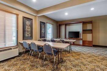 quality inn and suites benton draffenville
