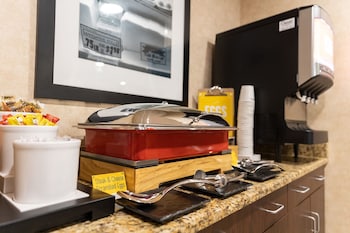 hampton inn by hilton of kuttawa eddyville