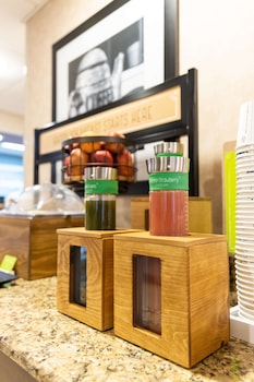 hampton inn by hilton of kuttawa eddyville
