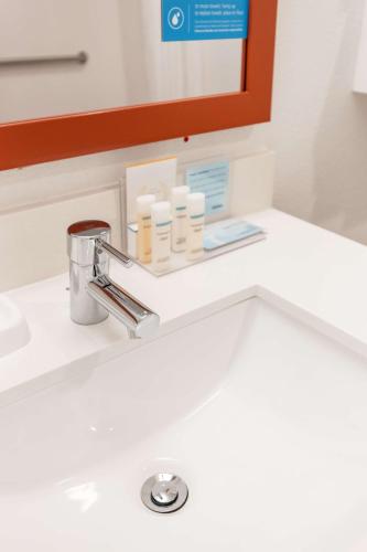 hampton inn by hilton of kuttawa eddyville