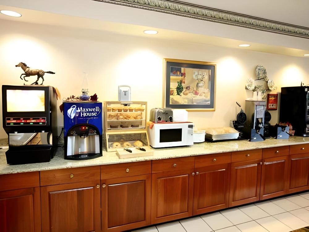 country inn and suites by radisson louisville south ky