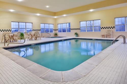 country inn and suites by radisson louisville south ky