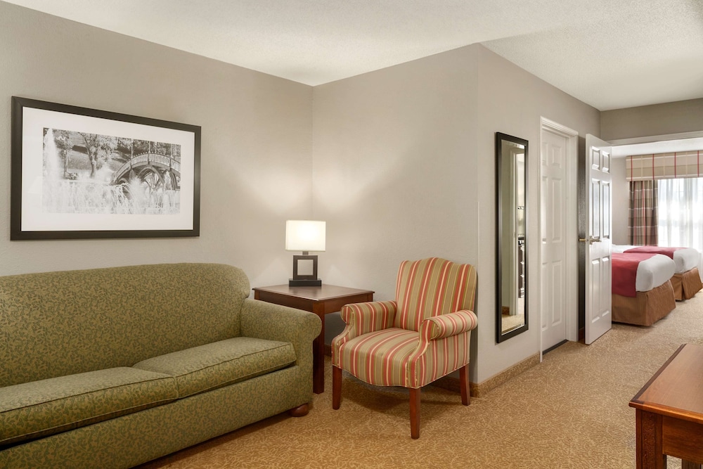 country inn and suites by radisson louisville south ky