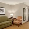 country inn and suites by radisson louisville south ky
