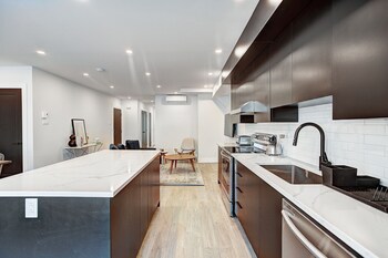 burgundy lofts