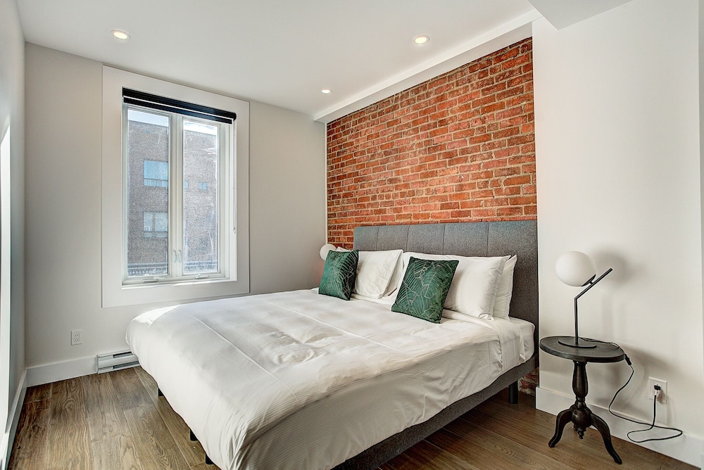 burgundy lofts