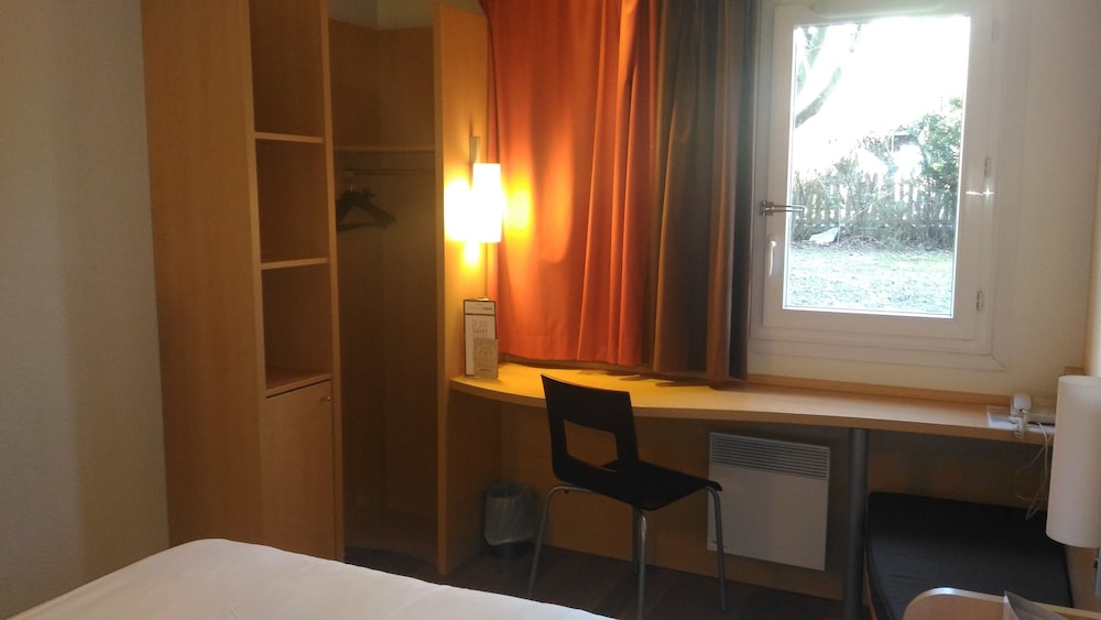 ibis chalon sur saone north