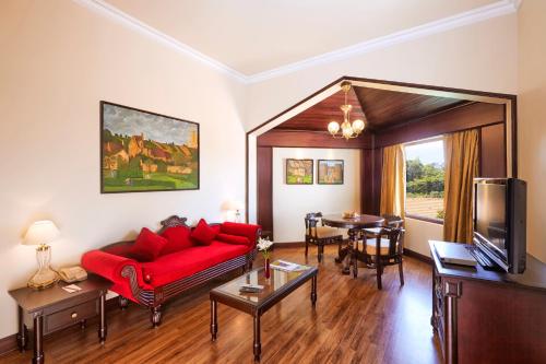 the gateway hotel beach road calicut